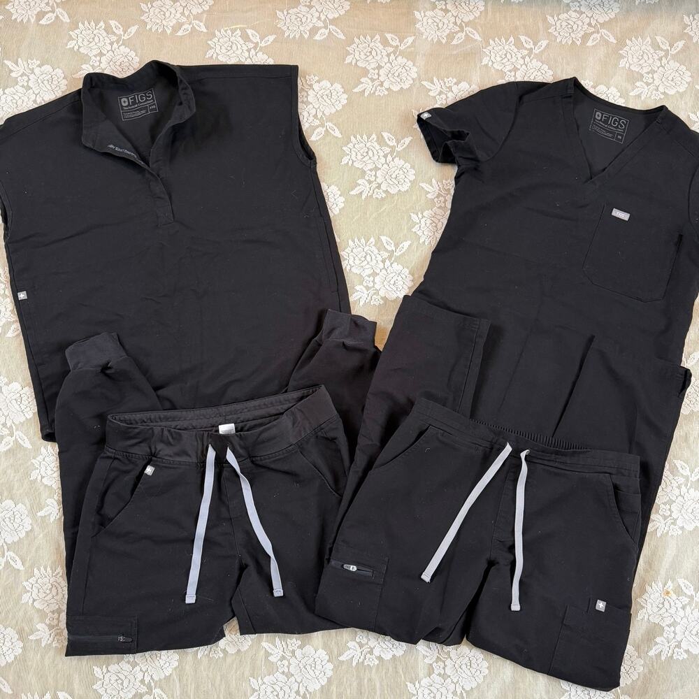 FIGS Black Scrub Bundle 2 Sets XXS–S